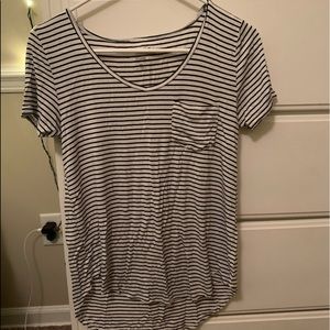 white t w front pocket